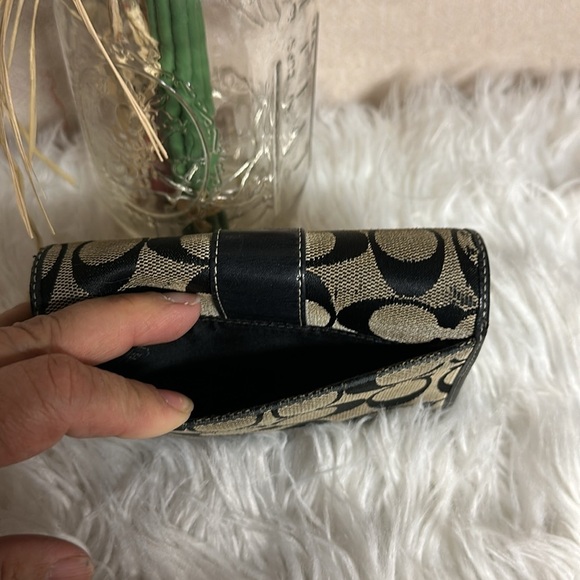 Coach‎ y2k signature C wallet 2 compartment inside zip card holder *callouts* - Picture 4 of 10